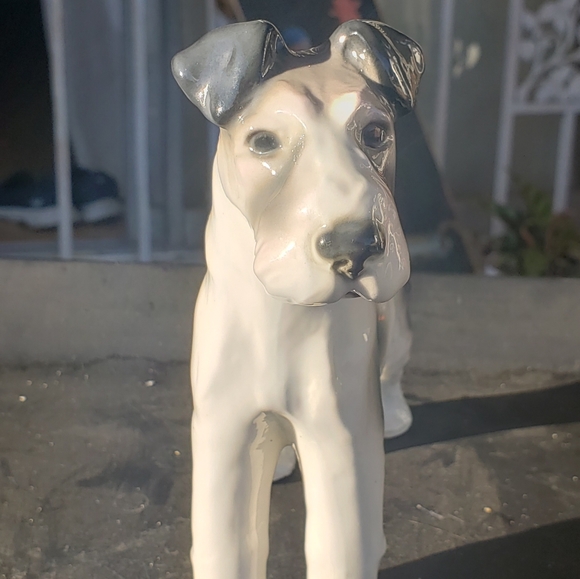Wire fox terrier Dog figurine - Picture 5 of 5